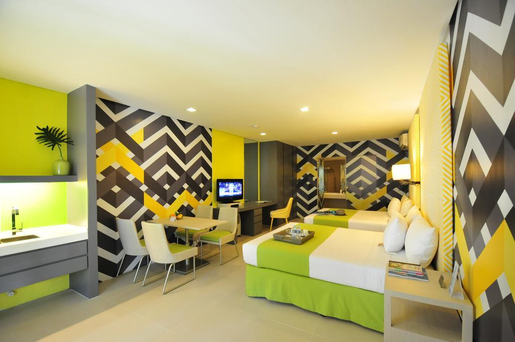 แอสทอเรีย โบราไกย์ Hotel Balabag  ภายนอก รูปภาพ